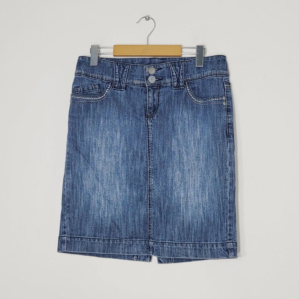 Insider Permium Denim Blue 99% Cotton Loop Belt Zip Pocket Jean Skirt Size 5